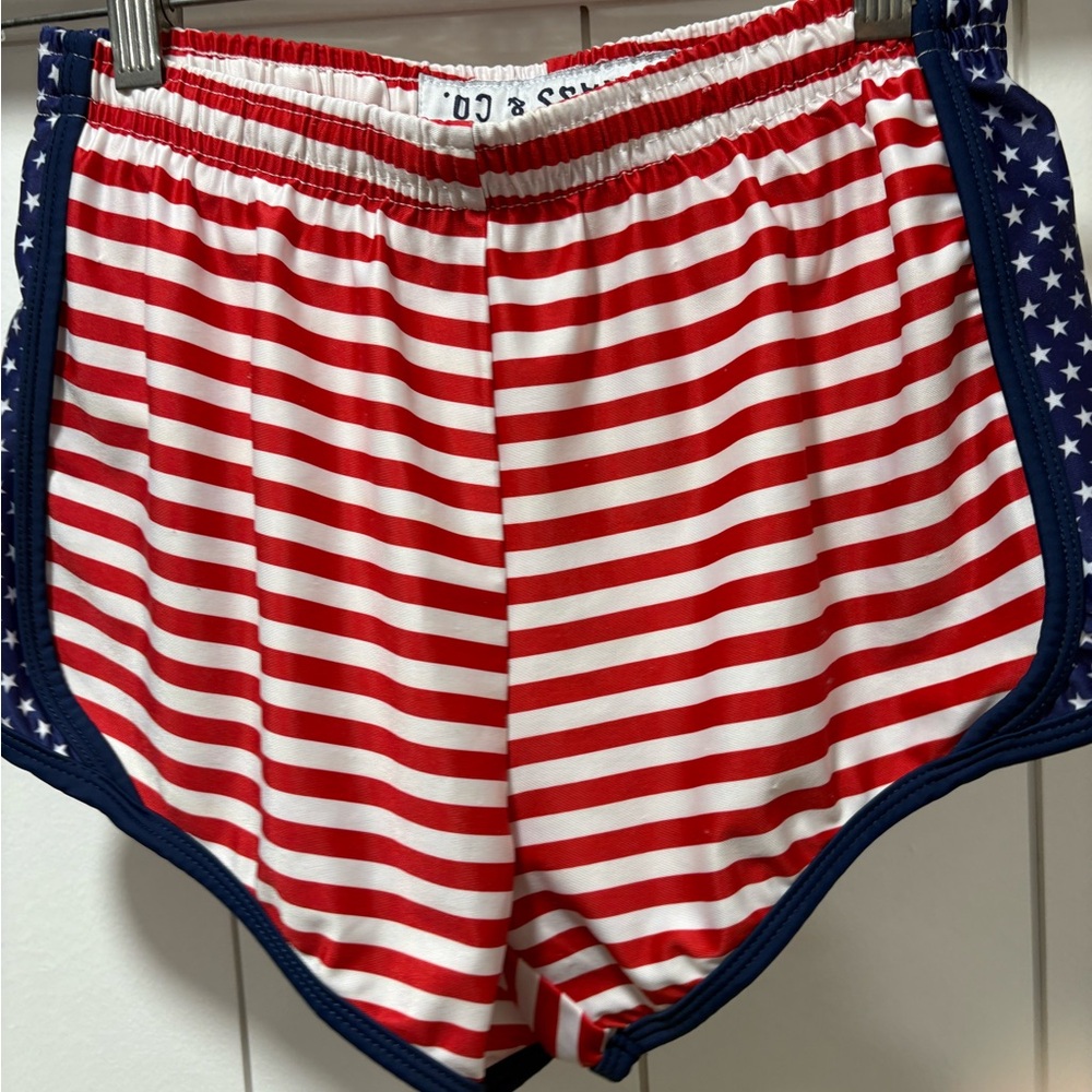 KRASS & CO. Women's PREPPY PERFORMANCE SHORTS Size XXS  American Flag Print